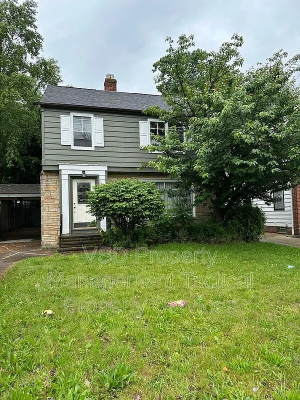 2508 Noble Rd photo 1