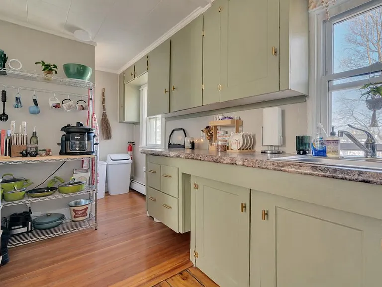 29 Winslow St #2 — Photo 1