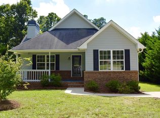 981 Hoyt St, Cornelia, GA 30531