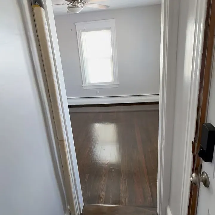 21 Pullen Ave #2