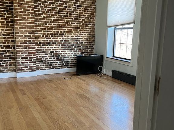 5th image of 546 Congress Ave APT 1