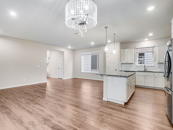 5th image of 6935 SE Red Alder St