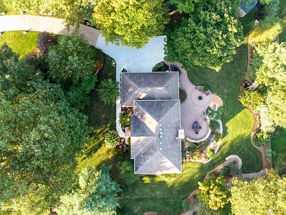3rd image of 1576 Sharjoy Ct