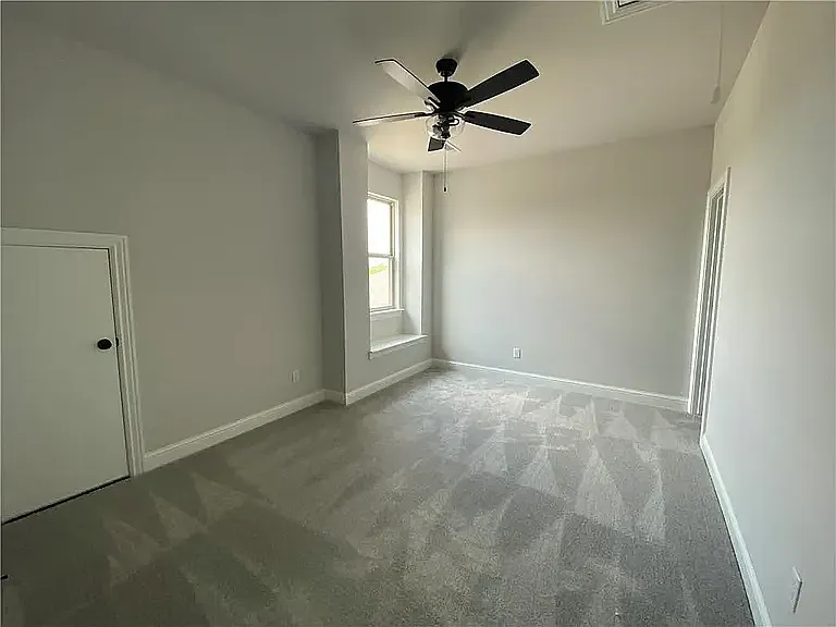 5206 SW York St — Photo 16