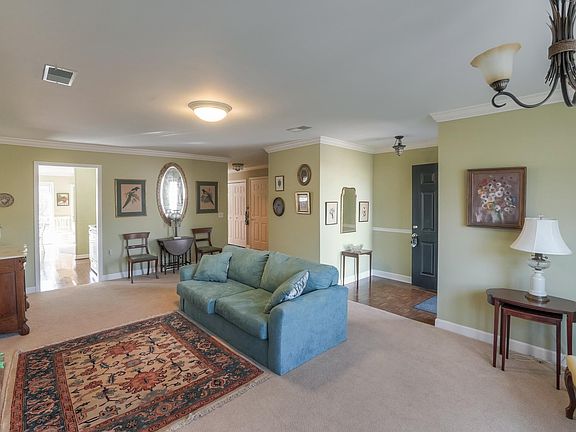 5th image of 273 Cana Cir