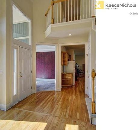 3rd image of 5506 W 153rd Ter