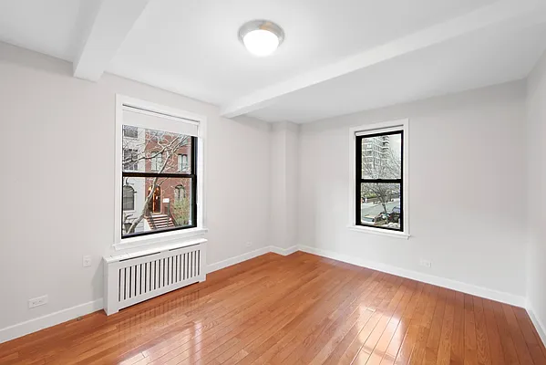 Rented by Stonehenge NYC LLC | media 7