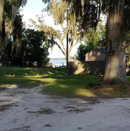 2nd image of 1262 Hickory Cove Ln