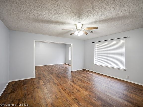 4th image of 3100 Witteville Dr