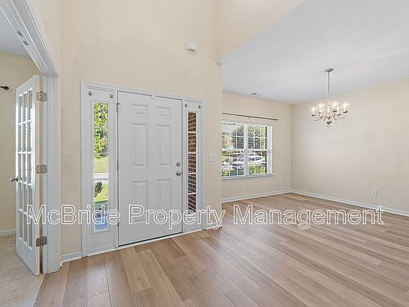 5th image of 3237 Riverstone Dr
