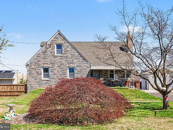 2nd image of 2349 Galloway Rd