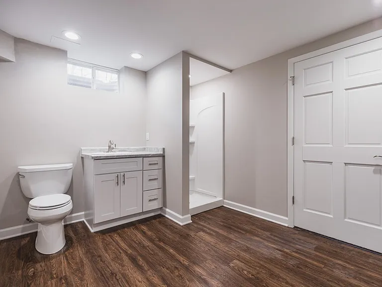 W170N8758 Edgewood Pl — Photo 20