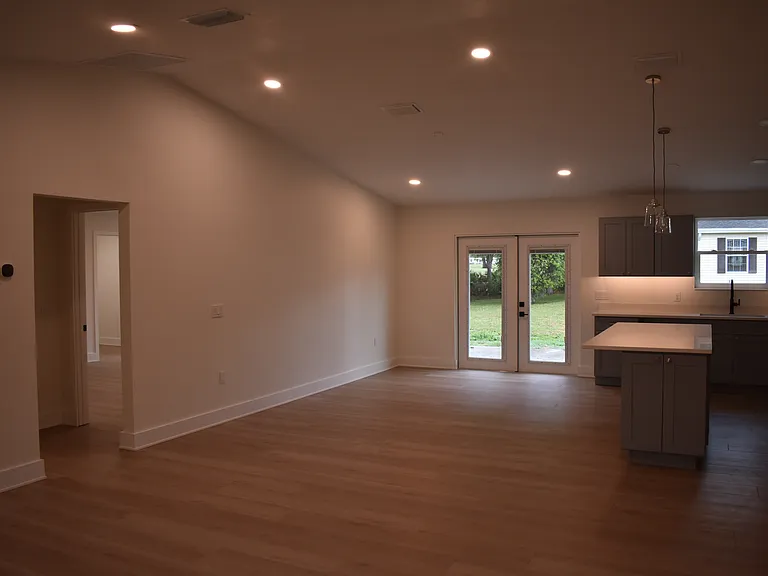 102 Gator Ct — Photo 7