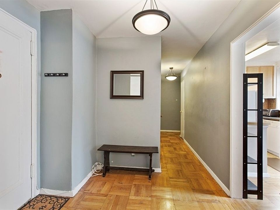 1st image of 8425 118th St APT 1F