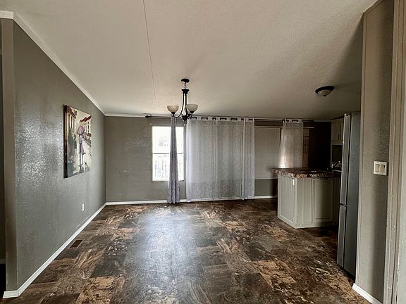 4th image of 10136 W University Blvd
