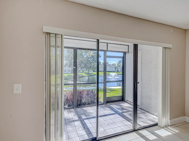 601 Sabal Ridge Cir #A — Photo 27