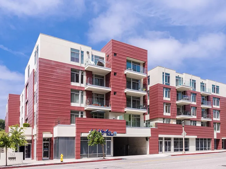J. Grant Apartments — Photo 3