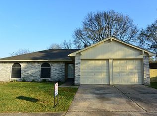 8303 Walnut Ridge Dr, Humble, TX 77338