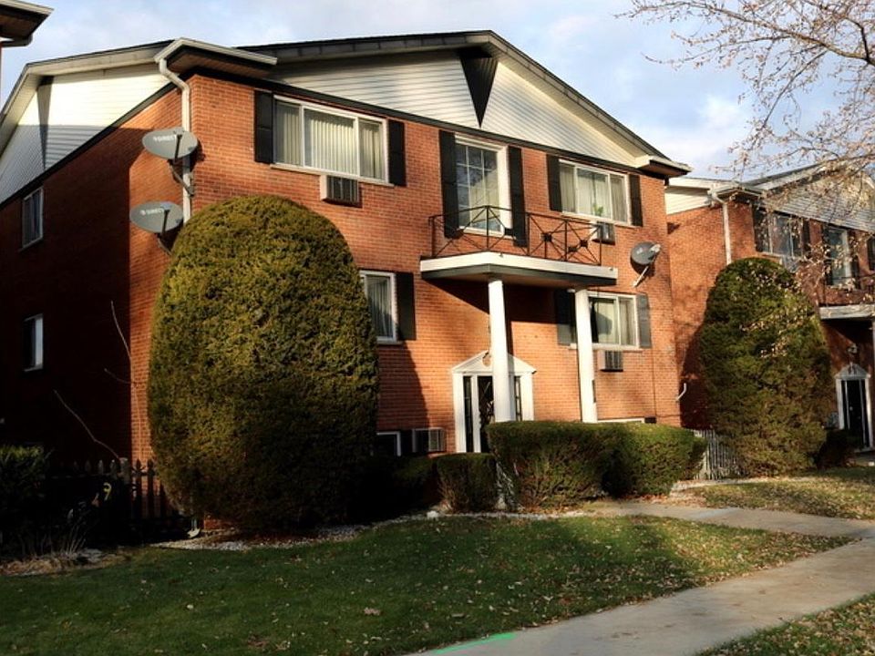 1st image of 8514 W 95th St #3E