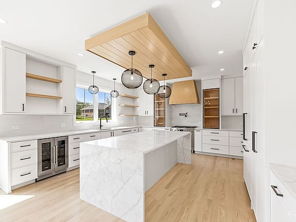 4th image of 8740 Adria Ct