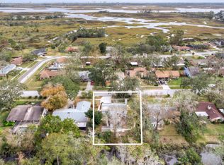 3924 W Petite Dr, Jacksonville Beach, FL 32250