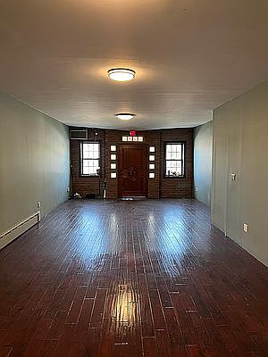3rd image of 319 Columbia St #1A