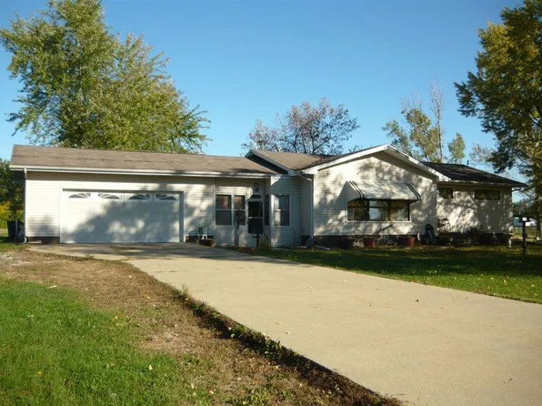 3325 265th St N, Hillsdale, IL 61257