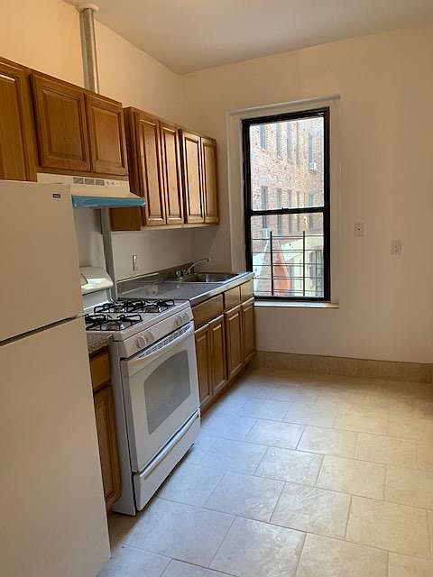 2nd image of 7 N 9th Ave APT C4