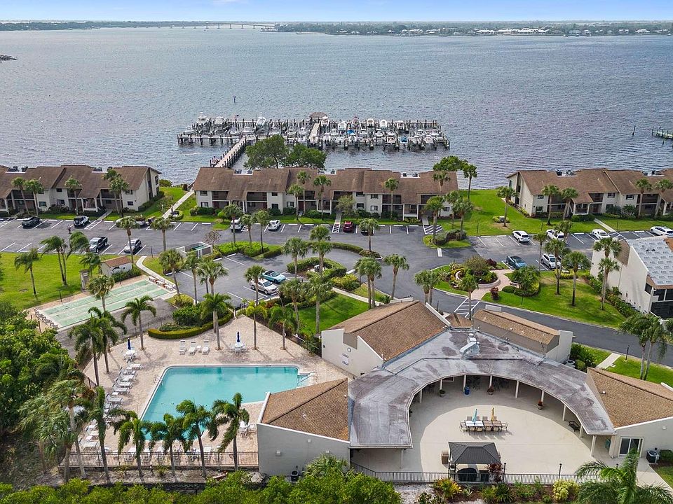 This comfort is why you worked so hard. River Club Waterfront Condo Community: 2 Bed/2 Bath, 1st Floor Rental.