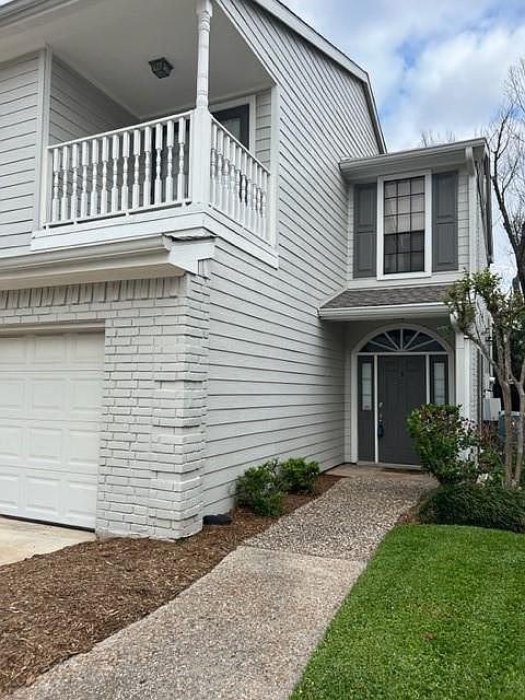 1st image of 1911 Bering Dr APT 5