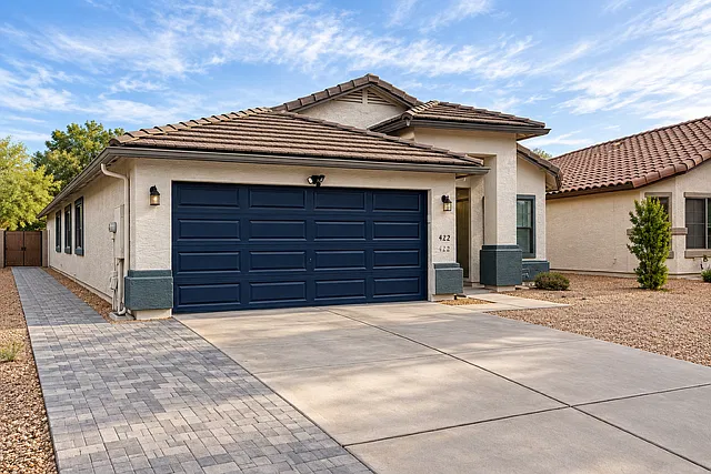 4 bed, 1846 sqft, $2,200 — Photo 2