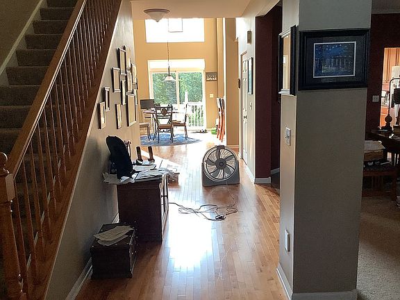 3rd image of 2921 Kelly Dr