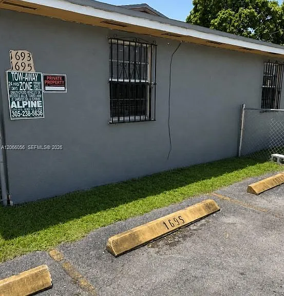 1693 NW 8th Ave #0 — Photo 12