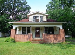 1326 Inman St, Akron, OH 44306