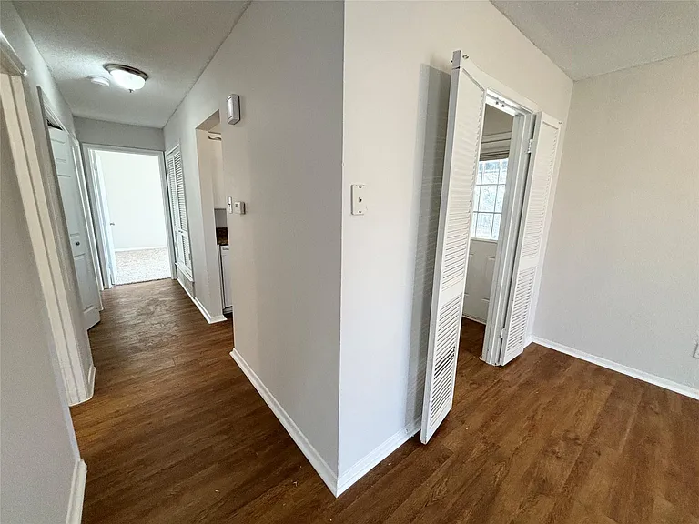 800 Irwin Dr #A — Photo 13