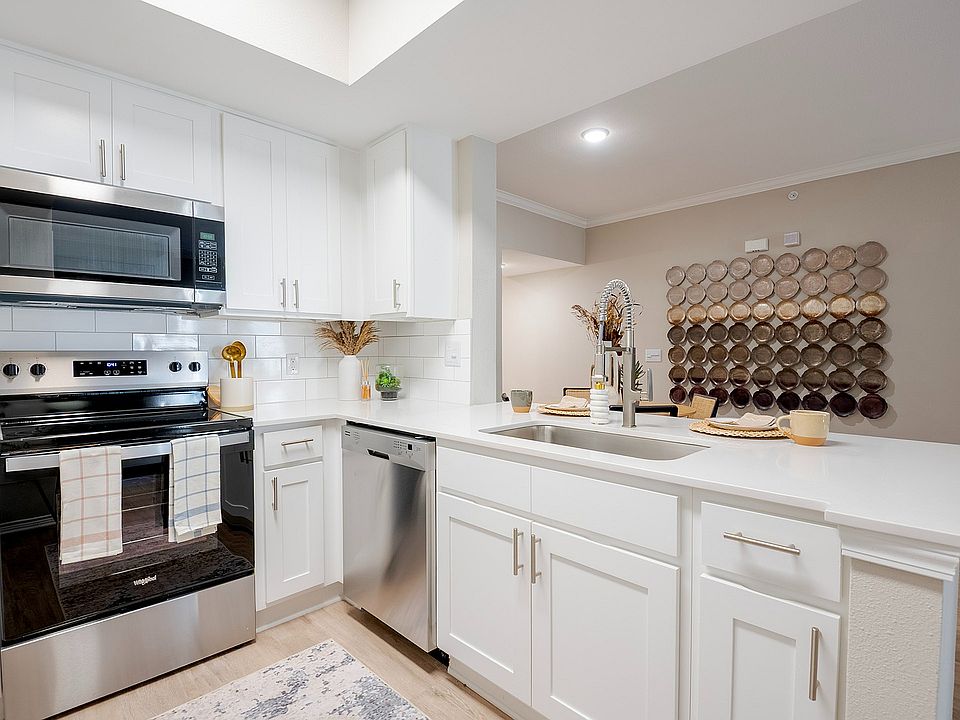 Newly Renovated Kitchen with Quartz Countertops