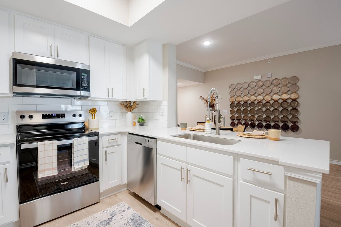 Newly Renovated Kitchen with Quartz Countertops