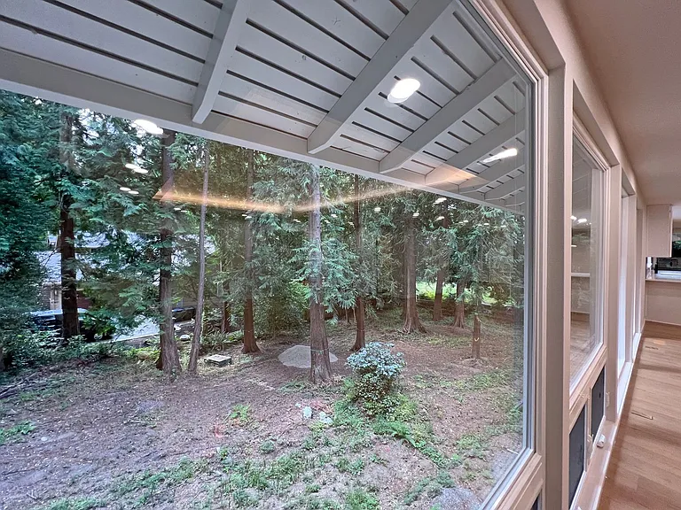 105 Cedar Crest Ln — Photo 14