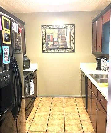 2nd image of 4839 Holly Springs Dr