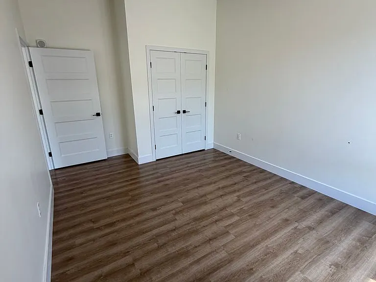 One Park Apartments — Photo 145