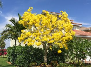 1670 Birdie Dr, Naples, FL 34120