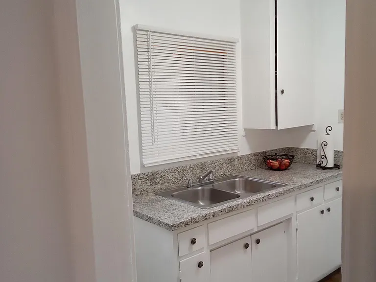 5307 Longfellow St — Photo 8