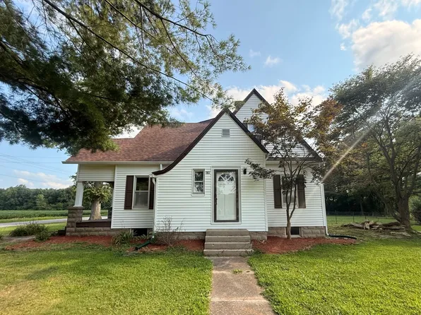 1103 W North Ave, Olney, IL 62450