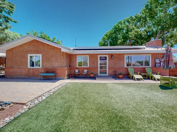 5 Hobbs Rd, Peralta, NM 87042