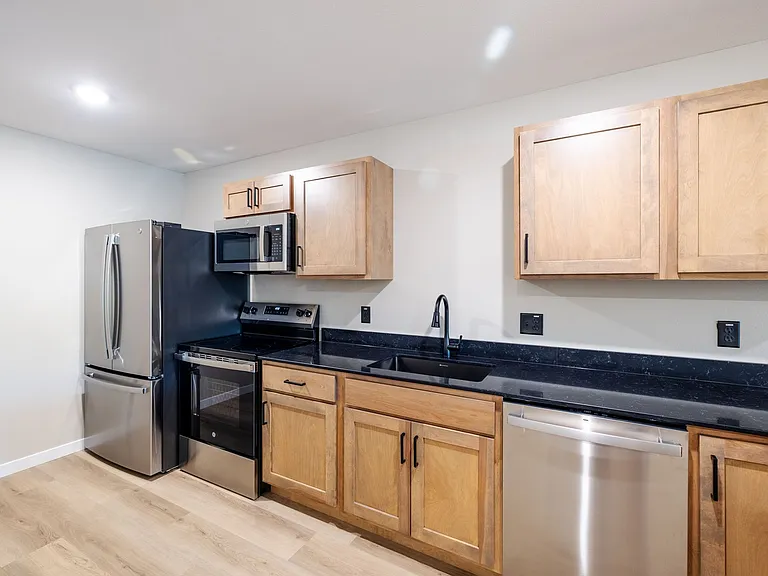 Woodland Hills Townhomes Comfortable & Convenient Living in Sioux City! — Photo 5
