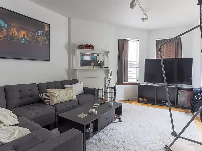 10 Parker Hill Ave — Photo 14
