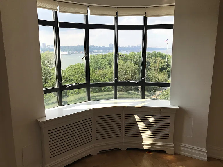 140 Riverside Dr #8H — Photo 7