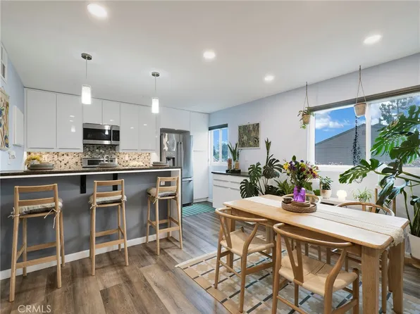 9740 Sepulveda Blvd Unit 26, North Hills, CA 91343