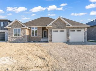 12175 Ducharme Ln, Essex, ON N0R1J0