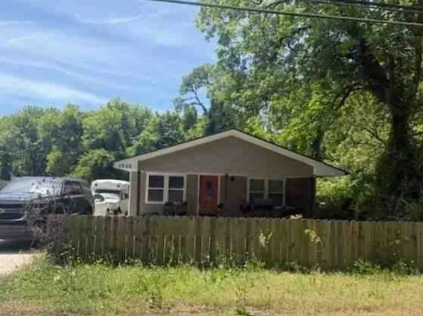 7235 Swift St, Lithonia, GA 30058
